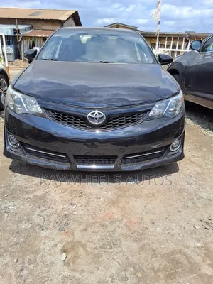 Toyota Camry SE 4dr Sedan (2.5L 4cyl 6A) 2013 Black
