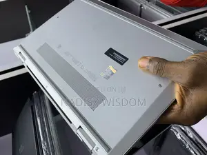 New Laptop HP EliteBook 830 G8 32GB Intel Core i7 SSD 256GB