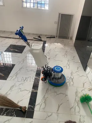 Professional House Cleaning With Flexible Scheduling