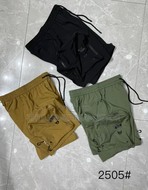 High Quality Luxury Cargo Pockets Shorts