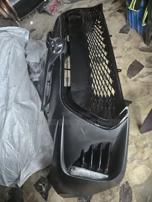 Complete Frontbumper Corolla 2018 Sport Available