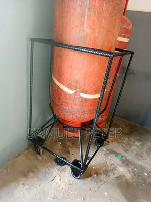 Cylinder Stand