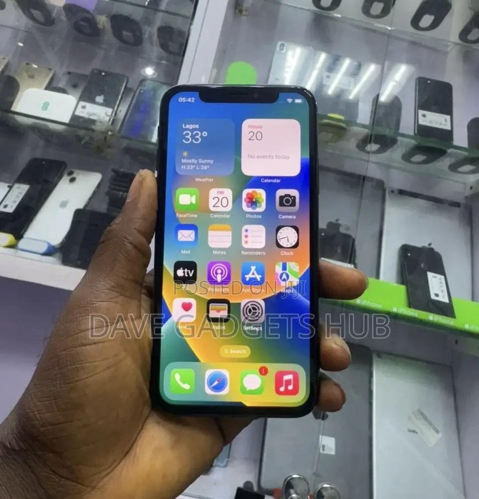 Apple iPhone X 64 GB Black