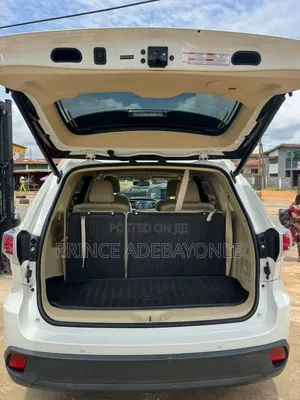 Toyota Highlander Limited 4dr SUV AWD (3.5L 6cyl 6A) 2014 White
