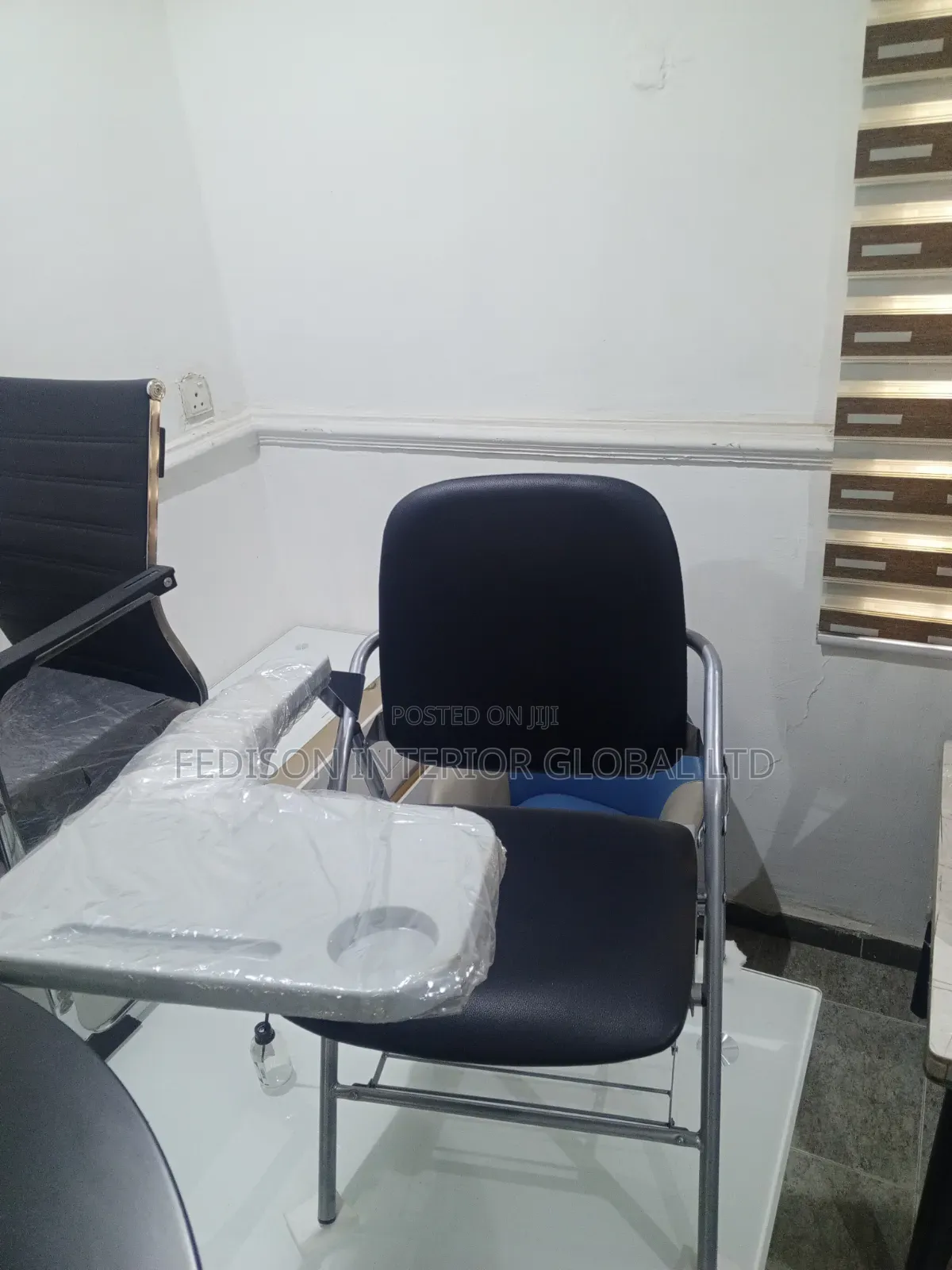Training Chair /Foldable Chair With Writing Pad