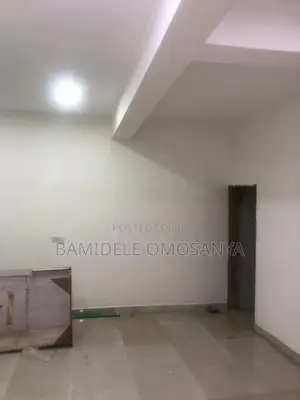 2bdrm Block of Flats in Emerald Garden City, Pakuro for rent