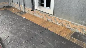 3bdrm Block of Flats in New Home Extension, Enugu for rent