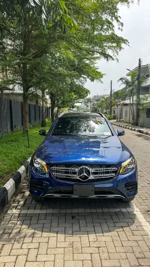 Mercedes-Benz GLC-Class 2017 Blue