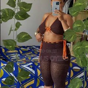 Crochet Short