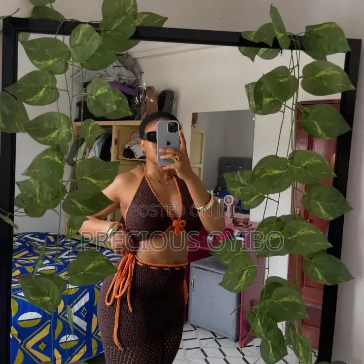Crochet Short