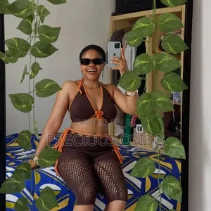 Crochet Short