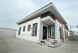 3bdrm Bungalow in Awoyaya for sale