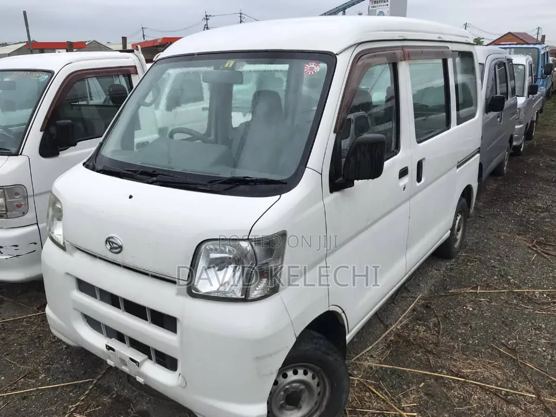 Suzuki Every 2010