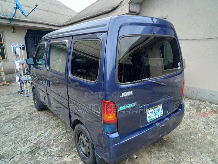 Suzuki Every 2010