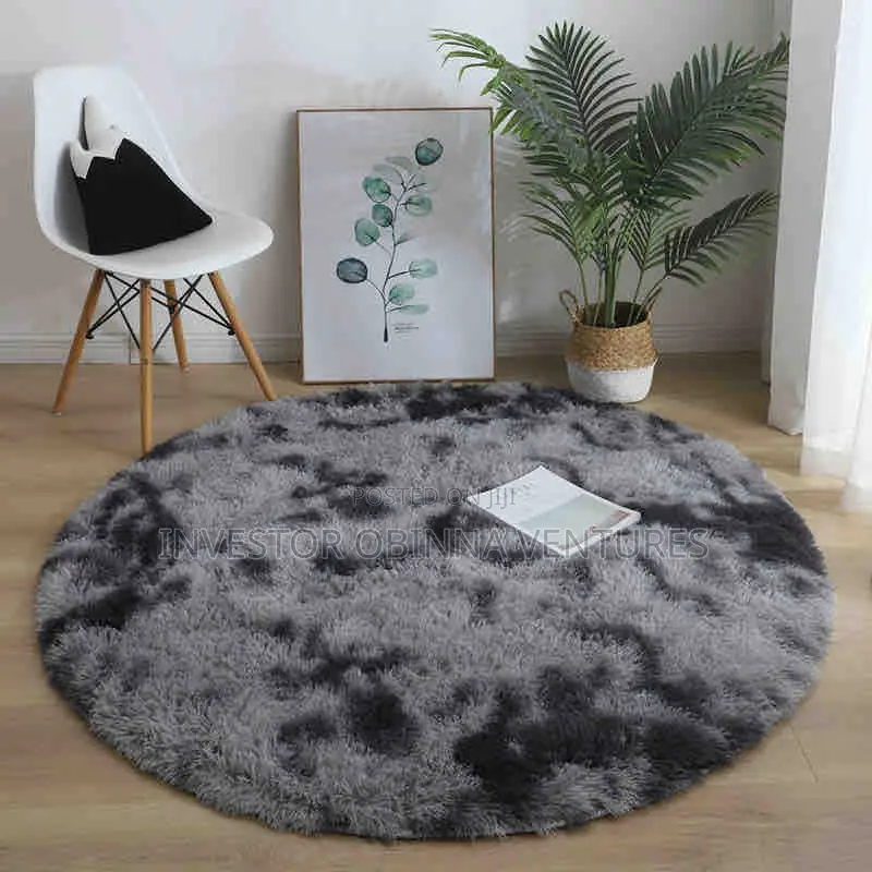 4ft Round Fur Rug- 120by120cm