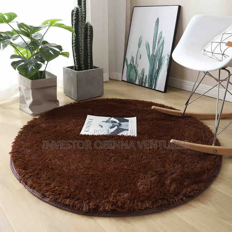 4ft Round Fur Rug- 120by120cm