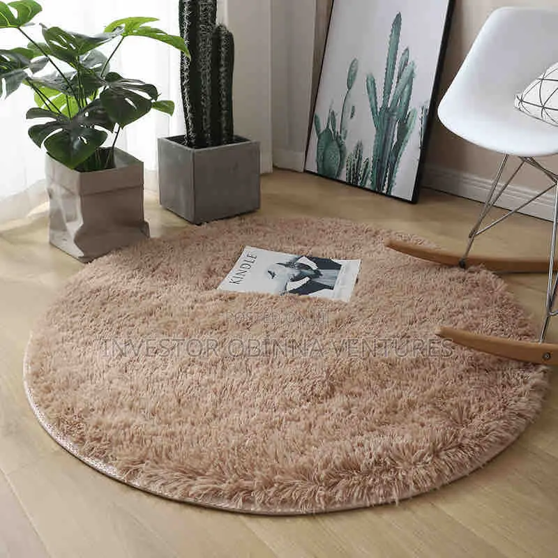 4ft Round Fur Rug- 120by120cm
