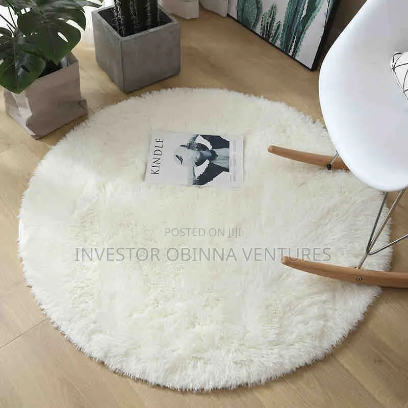 4ft Round Fur Rug- 120by120cm