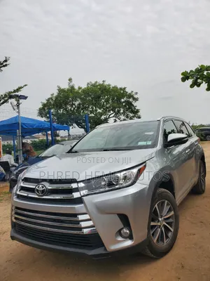 Toyota Highlander 2017 Silver