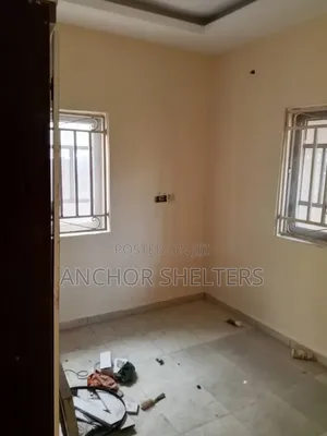 3bdrm Block of Flats in Wuse Zone 2 for sale