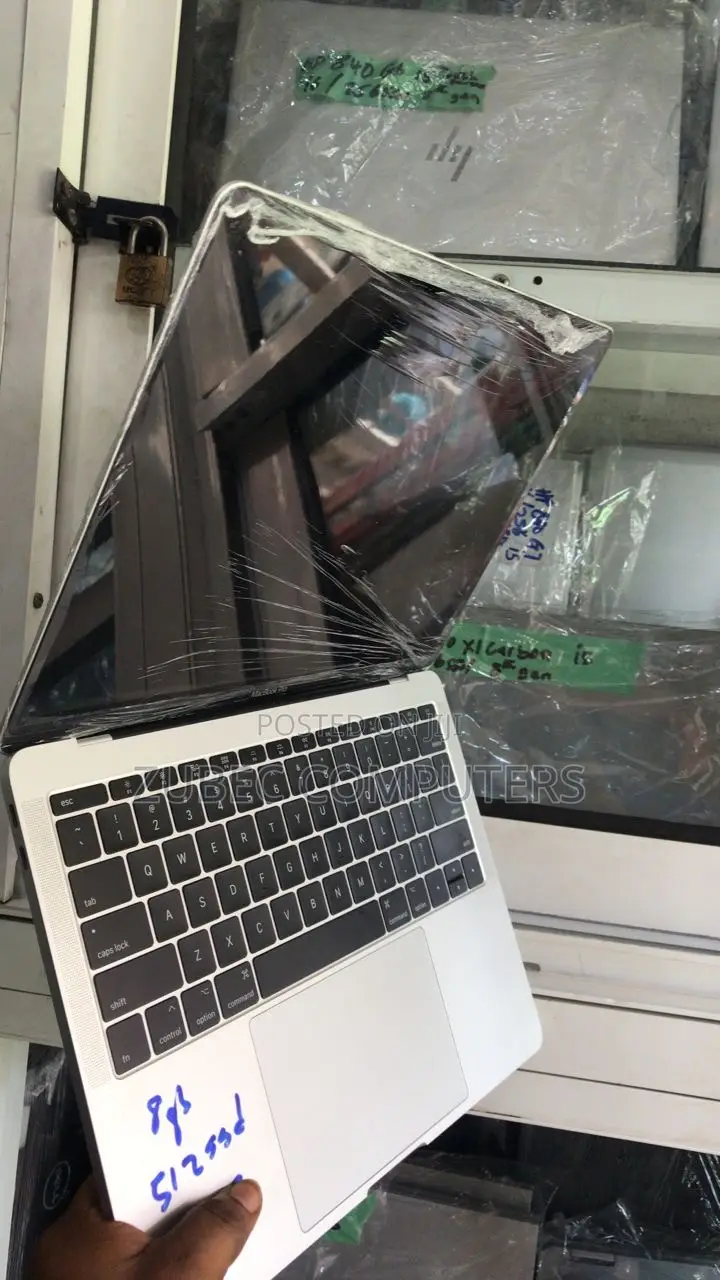 Laptop Apple MacBook Pro 2017 8GB Intel Core i5 SSD 512GB
