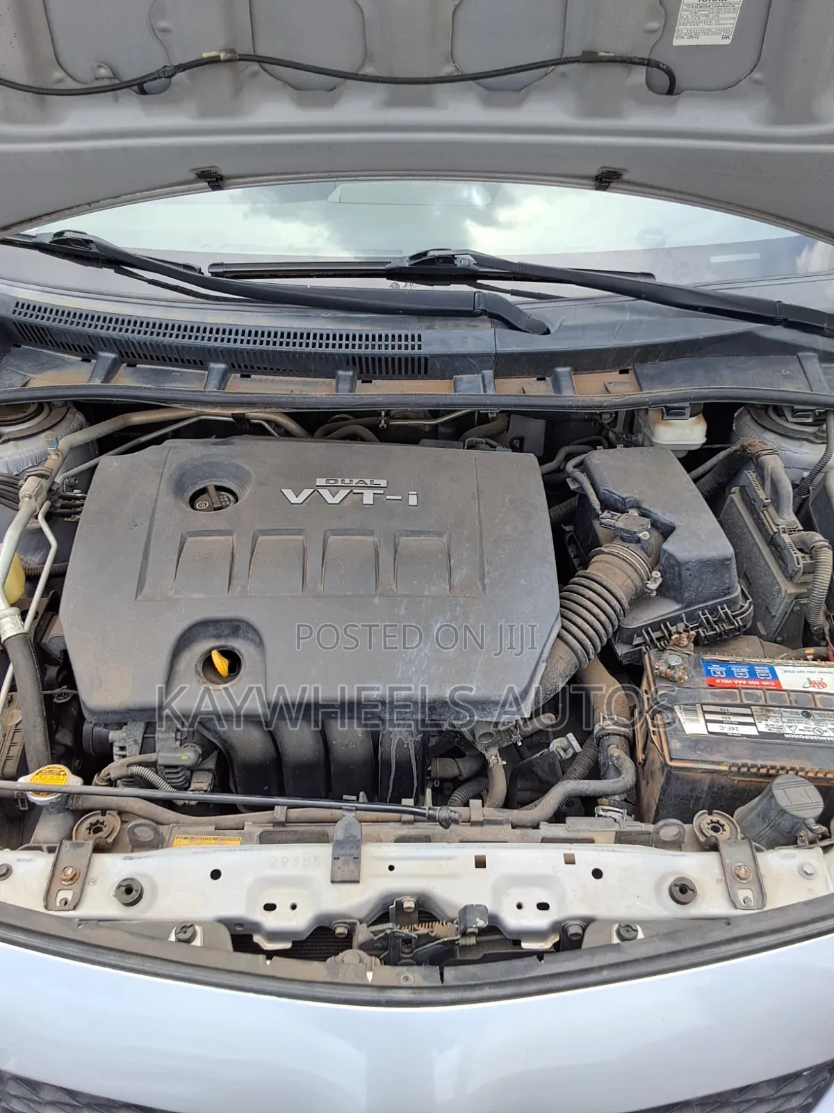 Toyota Corolla LE 4dr Sedan (1.8L 4cyl 4A) 2010 Silver