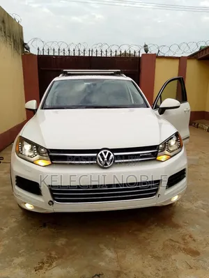 Volkswagen Touareg Hybrid 2013 White
