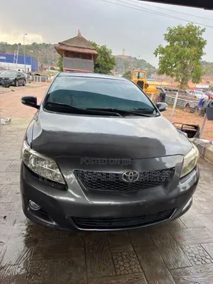 Toyota Corolla LE 4dr Sedan (1.8L 4cyl 4A) 2010 Gray