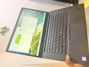 Laptop Lenovo ThinkPad P1 Gen 3 16GB Intel Core i7 SSD 256GB
