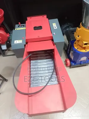 Chaff Cutter With Conveyor