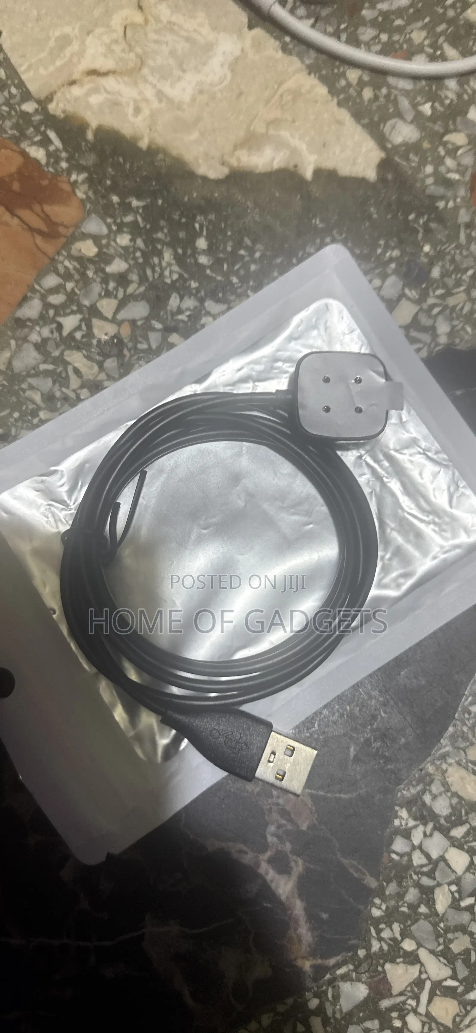 Fitbit Sense2, Versa 4 Charger