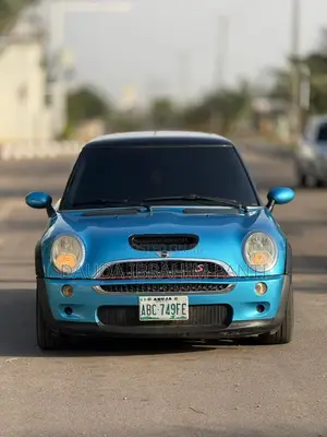 Mini Cooper 2005 Blue