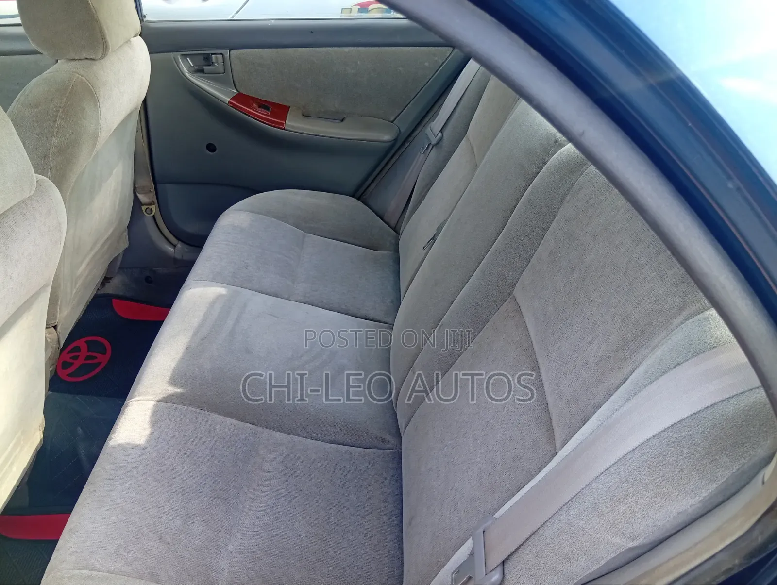 Toyota Corolla LE 2004 Blue