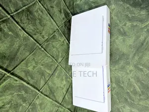 Laptop Apple MacBook Air 2025 M4 15-inch 16GB Apple M4 SSD 256GB