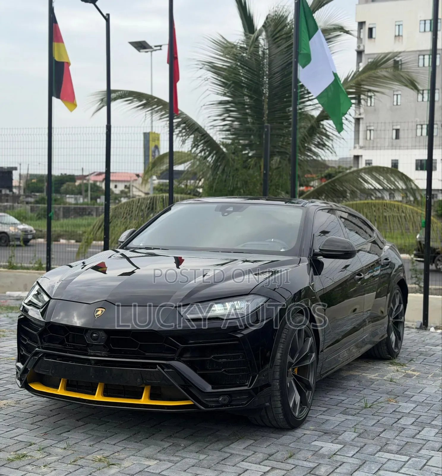 Lamborghini Urus 2022 Black
