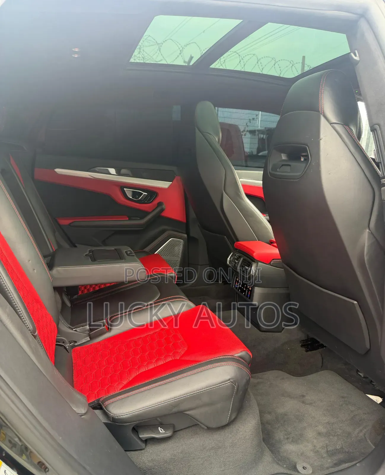 Lamborghini Urus 2022 Black