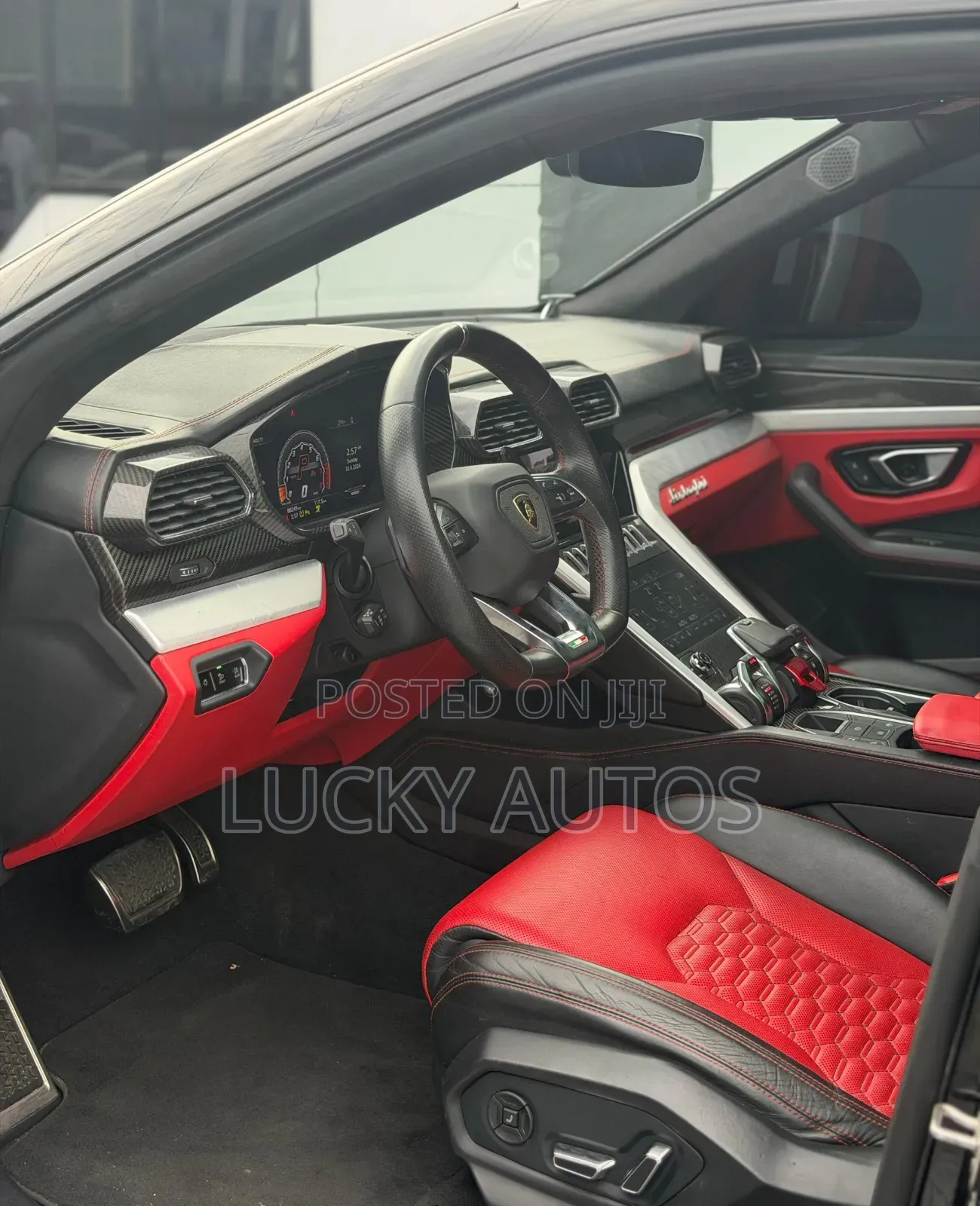 Lamborghini Urus 2022 Black