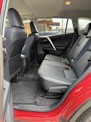 Toyota RAV4 Limited FWD (2.5L 4cyl 6A) 2016 Red