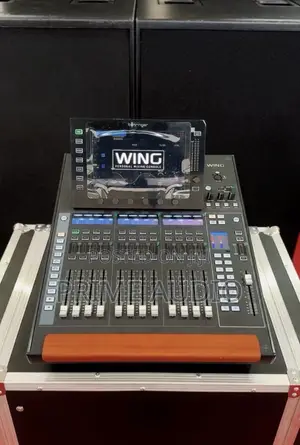 Behringer Wing Compact Digital Mixer