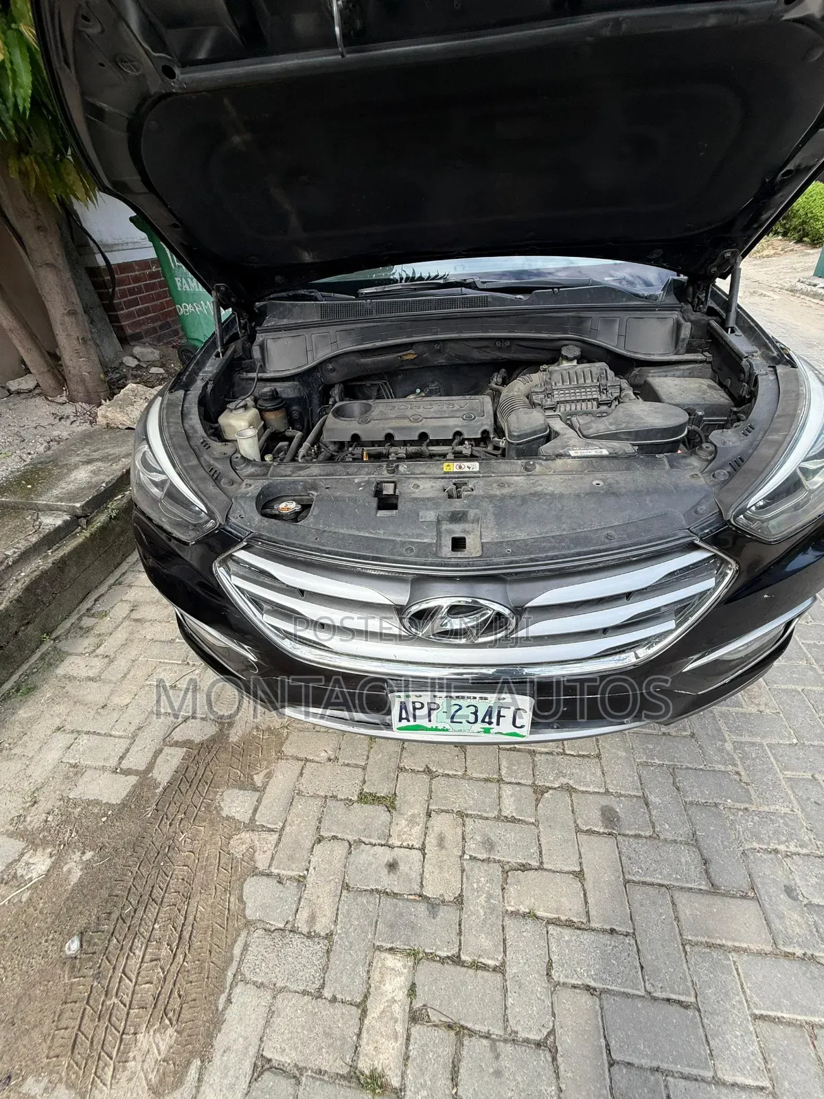 Hyundai Santa Fe Limited FWD 2016 Black