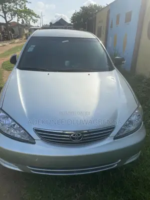 Toyota Camry LE 4dr Sedan (2.4L 4cyl 5M) 2003 Silver