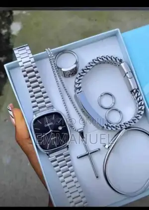 Men Watch Set With the Box