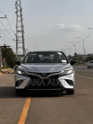 Toyota Camry XSE V6 FWD (3.5L 6cyl 8AM) 2018 Silver