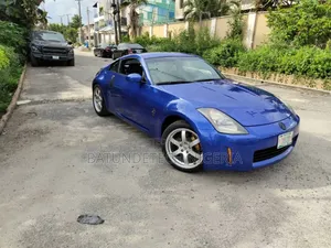 Nissan 350Z Coupe Track 2004 Blue