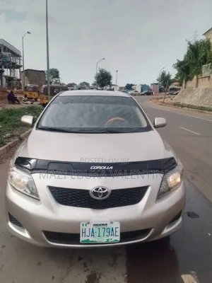 Toyota Corolla 2009 Gold