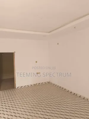 2bdrm Block of Flats in Benin City for rent