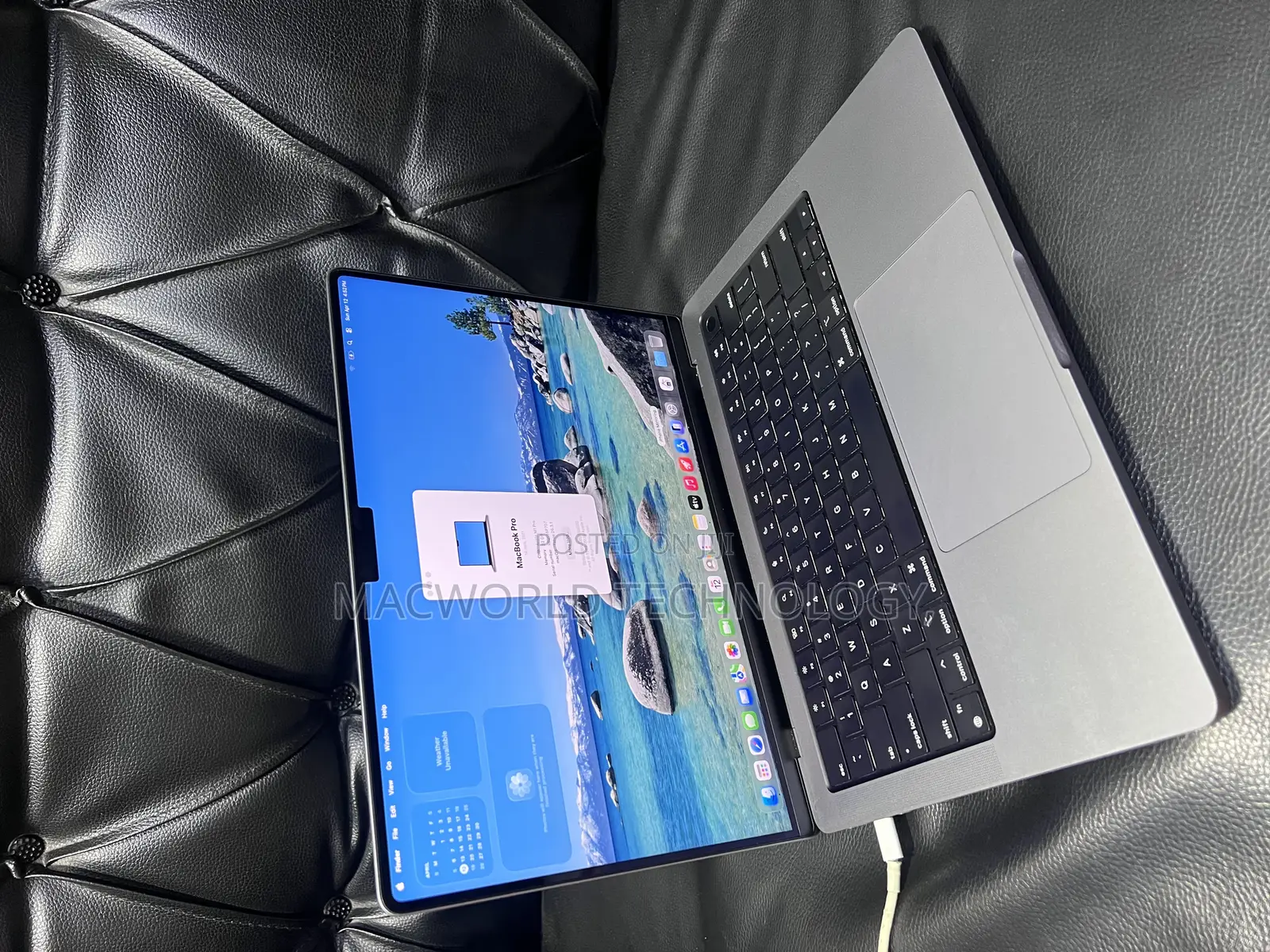 Laptop Apple MacBook Pro 2021 M1 32GB Apple M1 Pro SSD 1T