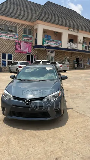 Toyota Corolla 2015 Gray