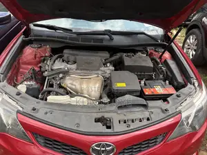 Toyota Camry SE 4dr Sedan (2.5L 4cyl 6A) 2013 Red