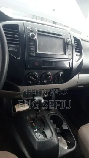 Toyota Tacoma X-Runner V6 2010 Brown
